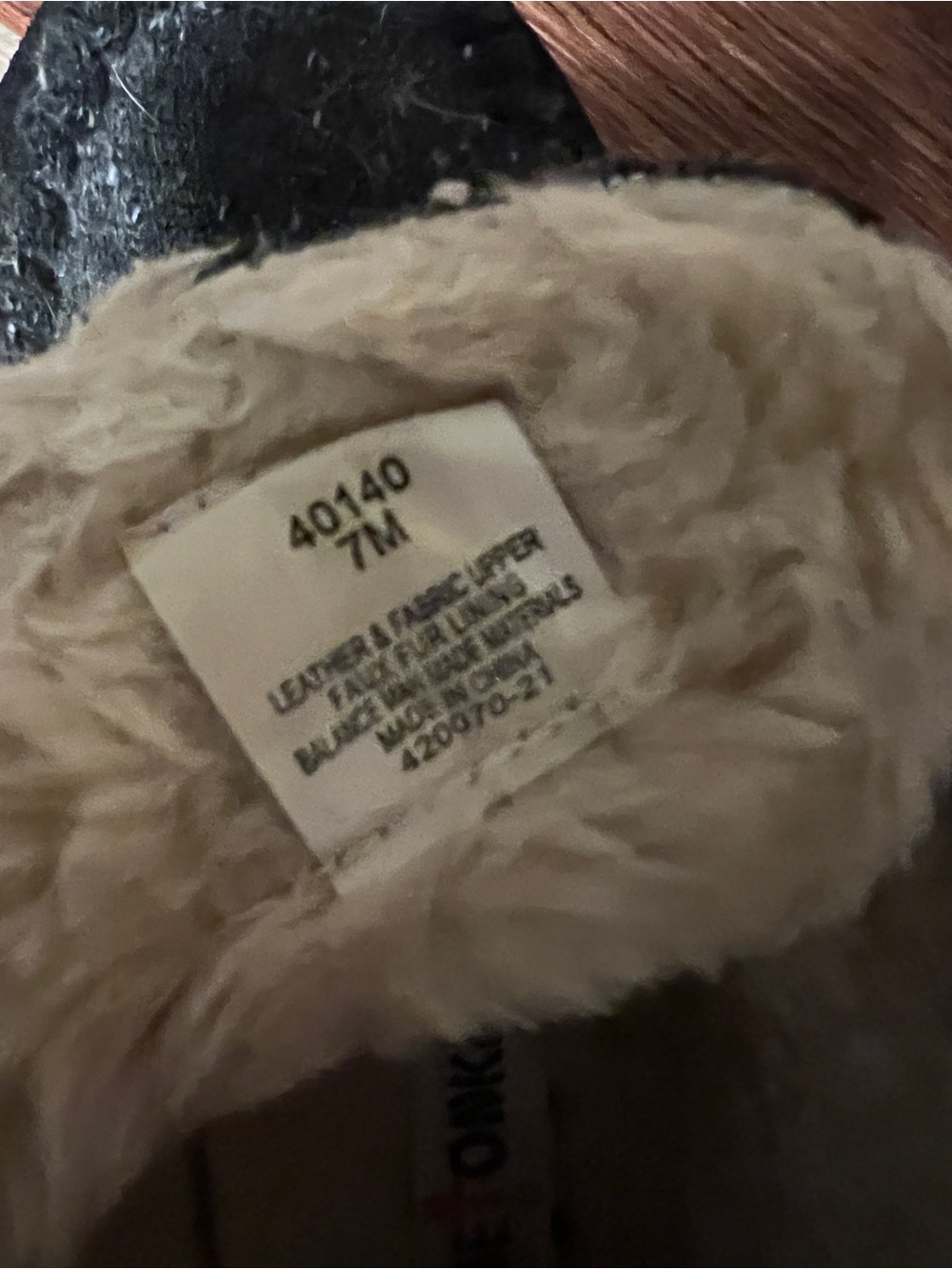 Minnetonka Women's Black and Cream Faux Fur Lined Ankle Slippers - Picture 4 of 11